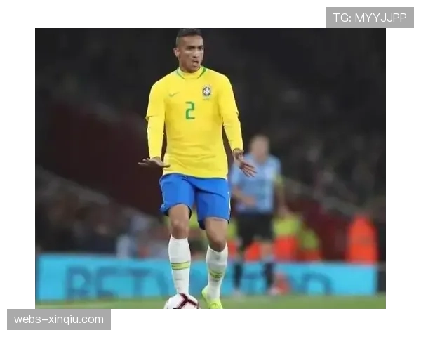 官方:尤文图斯后卫达尼洛因韧带扭伤,预计赛季报销